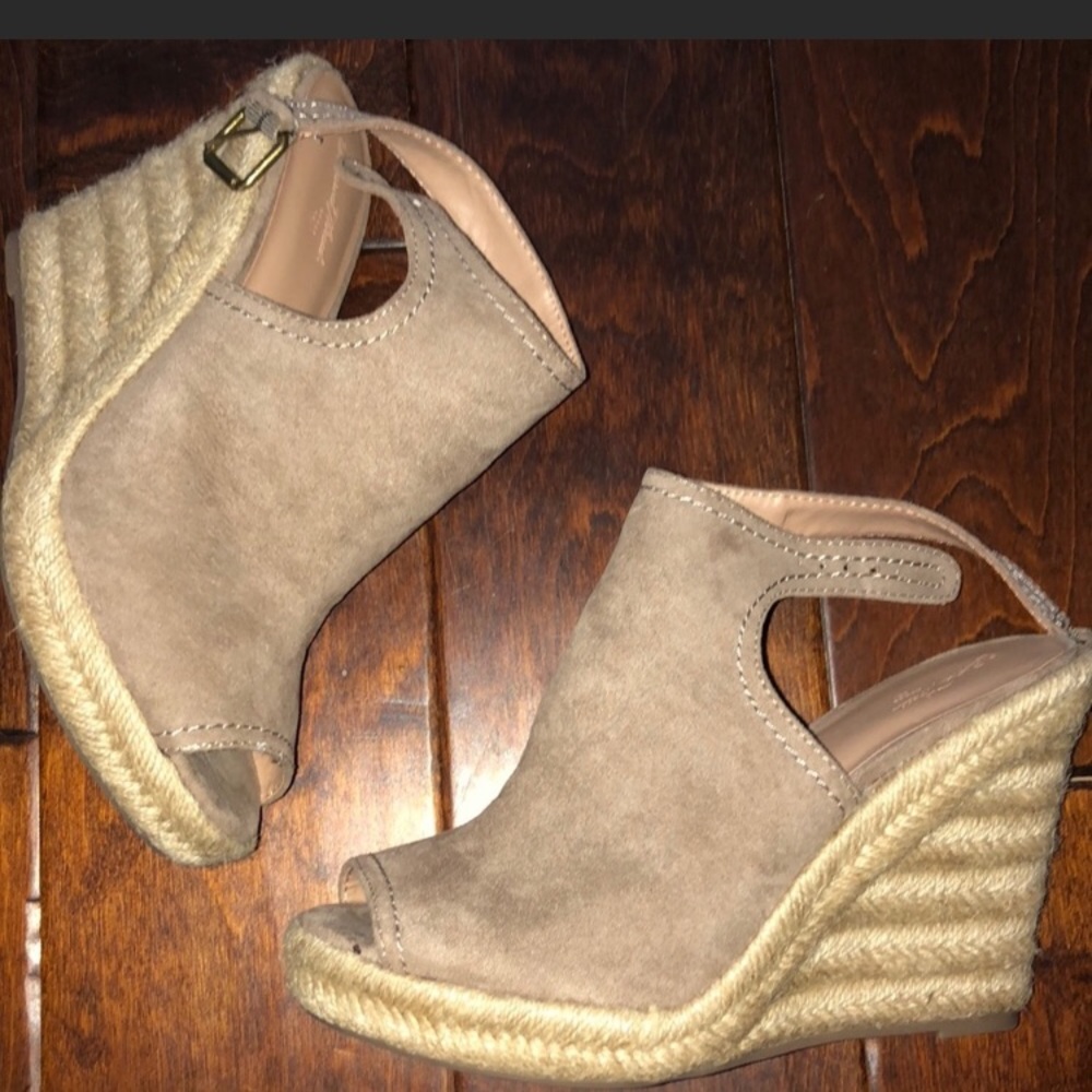 Espadrille wedges